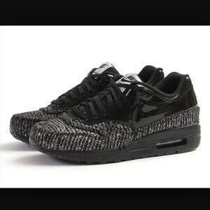 Nike Womens Air Max 1 Vt Qs Black NYE Collection